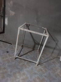 ميز مبرده • حديد • داموك