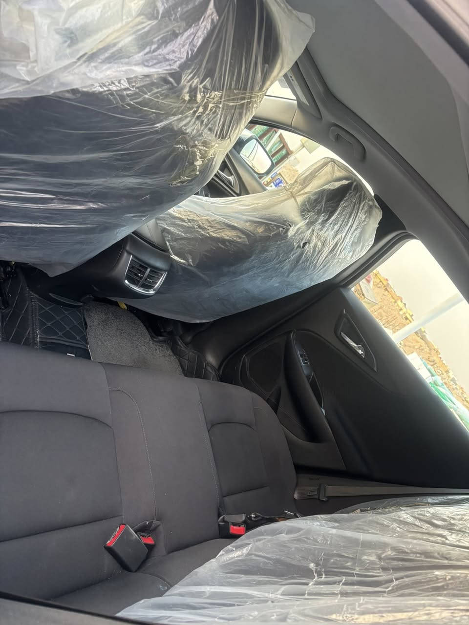 ماليبو مديل ٢٤فول موصفات بانوراما جاهزه من كلشي مابيه اي نقص حادث كلش بسيط بدون  ايرباك بدون دواخل فقط بنيد مبدل ونفس دعاميته وبارد بقبق الجنطة باسمي حرة 
السعر ١٤٨
***********
