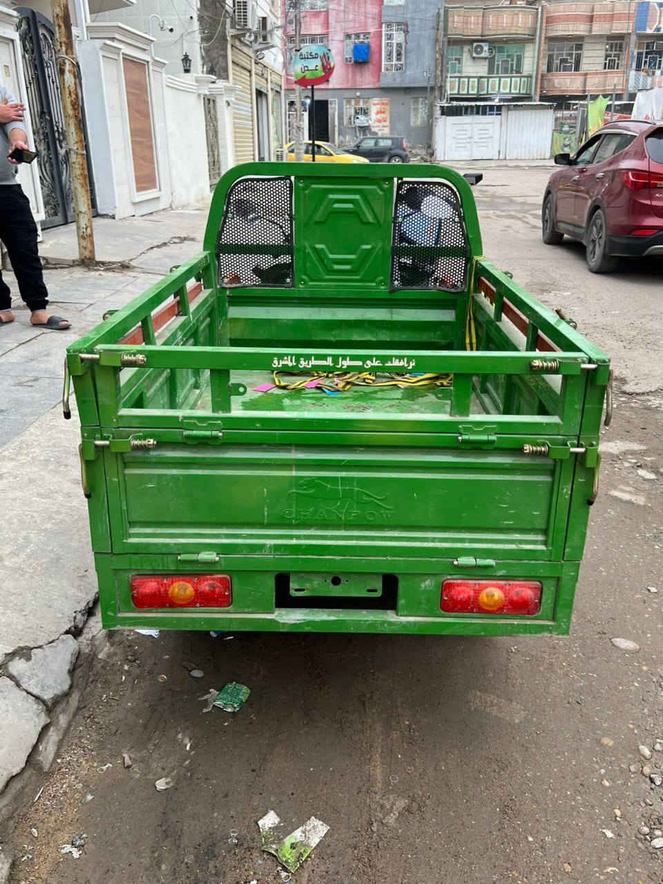 سلام عليكم ستوته عل شحن نضيفه سعره واحد ٤٠٠ رقم الهاتف ***********
