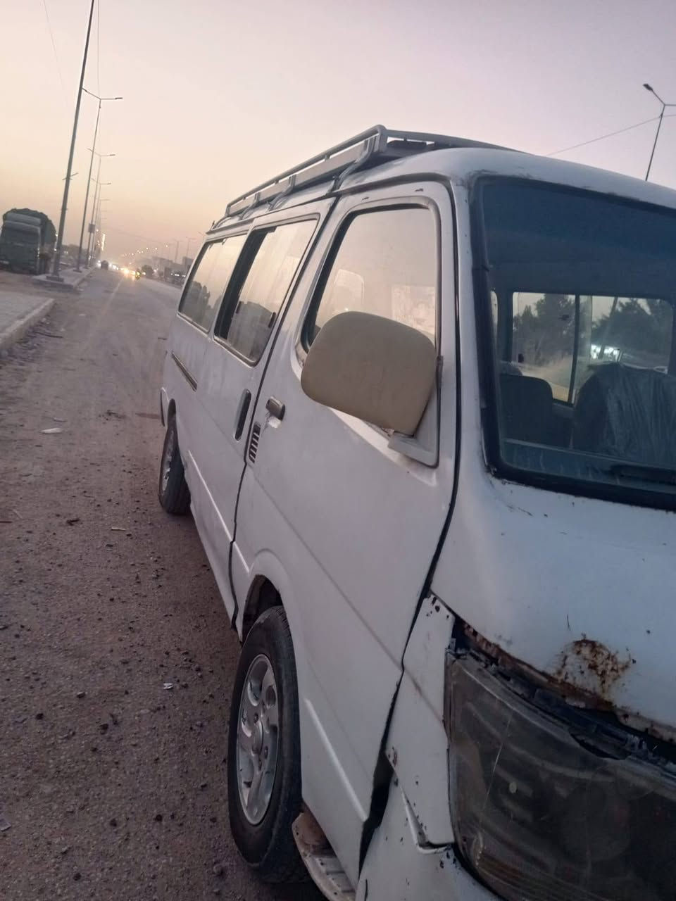 السلام عليكم جنبي موديل ٢٠١٣ موصليه مكينه وكير وحداديه كامله سياره خير من الله تخم كشنات بريجو السعر ٢٢ وبيها مجال مكاني نجف ***********
