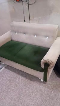 تخم عشر مقاعد للبيع شقل درجة أولى تفصال مكان بغداد الحرية للستفسار عبر...