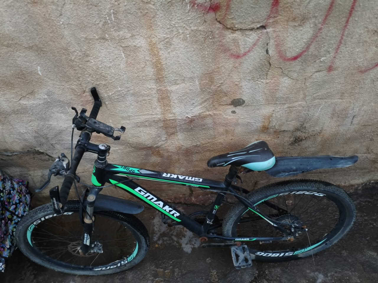 باسكال لبيع كلشي شغال سعر ٦٠الف بي مجال بصيط


**إذا كنت صاحب هذا الإعلان وتريد حذفه لأي سبب، رجاءا أرسل رسالة إلى الدعم الفني**