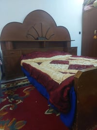 جرباية • ميز تواليت • زاوية