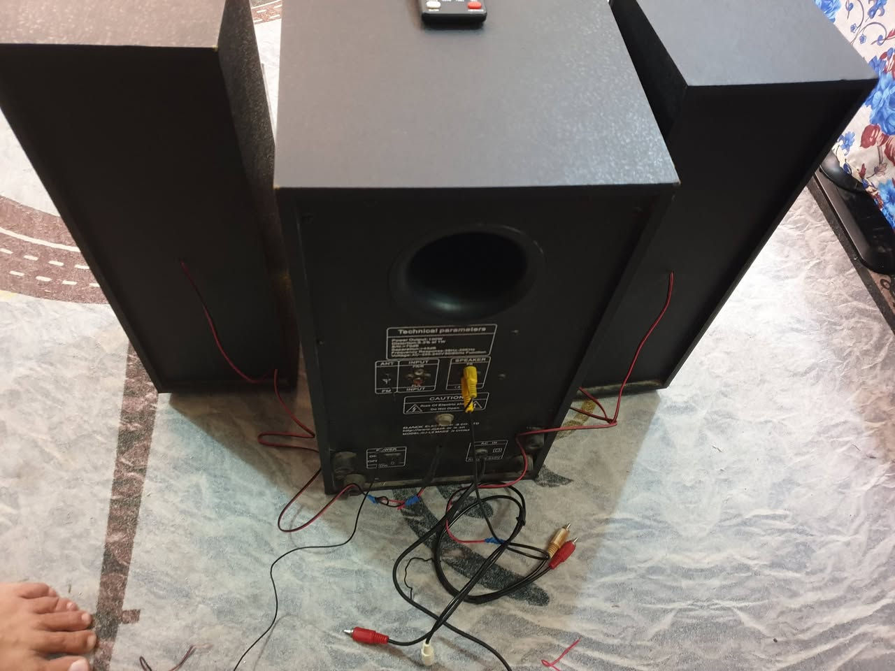 دي جي (ACK) بلوتوث وراديو وفلاش ورام واواكس تحكم بيز  حجم الكبير  مع ريمونت  السعر ٧٥ الف  الحلة مهندسين الاتصال على الخاص او موبايل  ***********  يوجد توصيل
