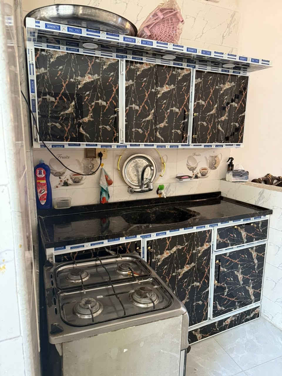بيت للبيع مساحه 60 متر يحتوي على 4 غرف و 4 حمام
كربلاء الشبانات طابو ملك صرف 
***********
