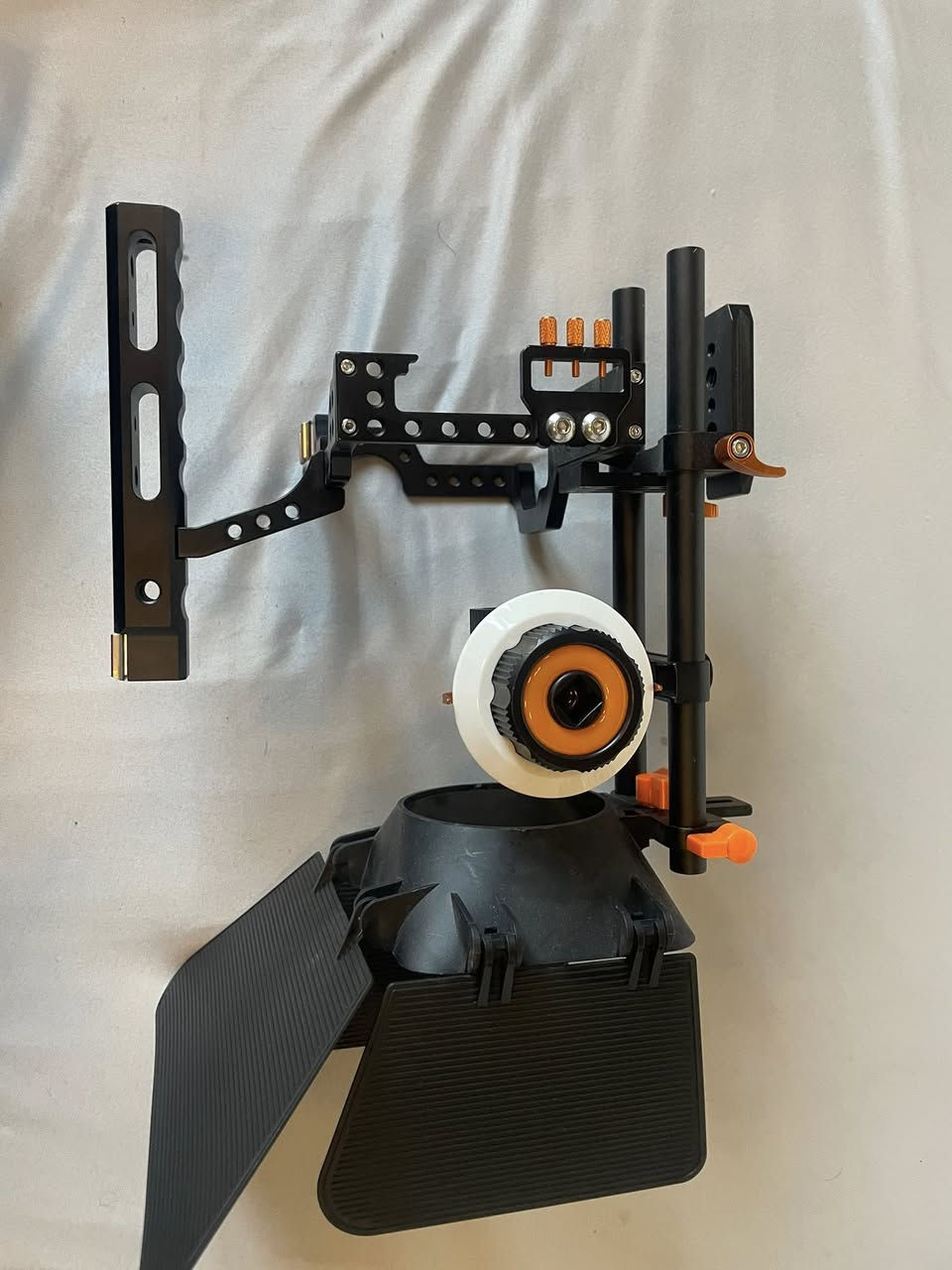 سڵاو ••••••••
کەیجی (سۆنی) بۆفرۆشتن 
تابڵێی کەیجێکی باشوو عەمەلیە بۆ زۆربەی مۆدێلەکانی سۆنی ئەبێت لەخزمەتدانام 
بۆداواکردن واتسئەپ ***********
