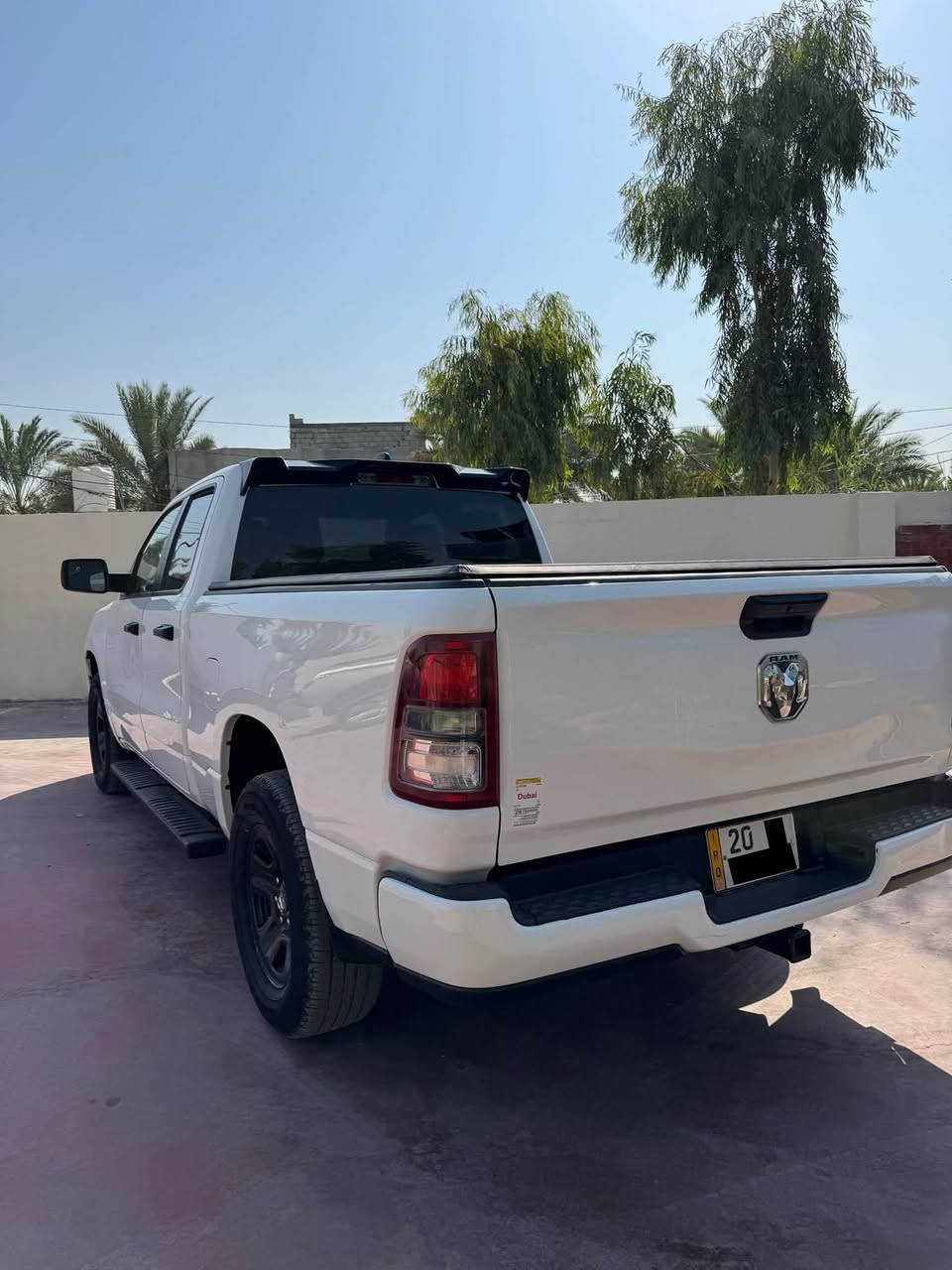 السلام عليكم
للبيع رام 2023 وارد امريكي الشكل الجديد باب قصير بدي طويل موصفات tradesman رقم ديالى الدولي الجديد مميز باسمي تحويل ثاني يوم محرك 6 سلندر 3600 ايتورك ( الاقتصادي )
مواصفاتها :
فورويل
بصمة
شاشة
كاميرا خلفية
كشنات جلد
سايد بريك بصمة
تحكمات ستيرن
وباقي مواصفات الرام معروفة

السيارة بيها صبغ جاملغ امامي وبنيد فقط و جاهزة بدون اي نقص
مكان السيارة / ديالى - بعقوبة
للاستفسار / ***********
