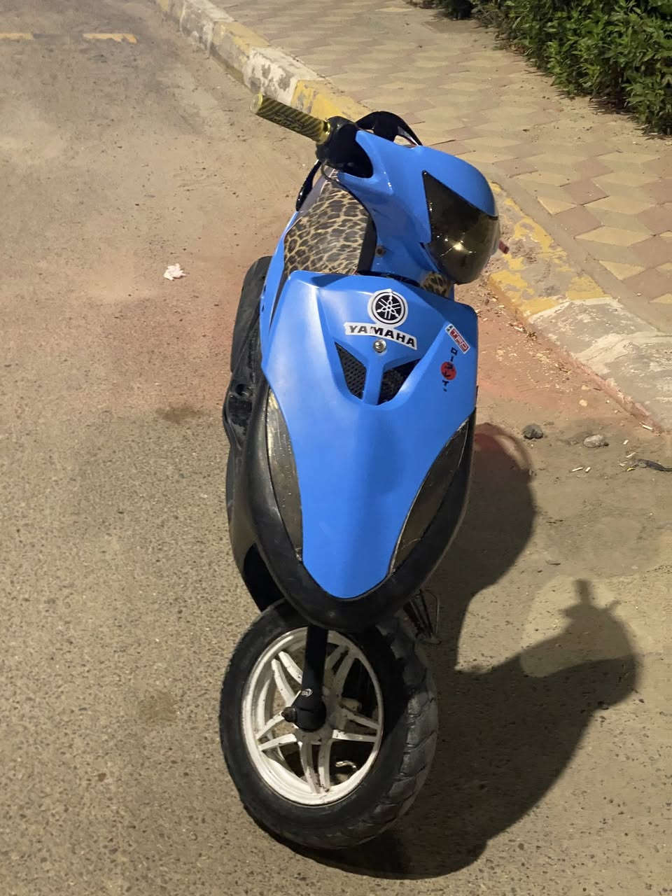 ماكس عدله للبيع او مراس ببلادي الداجه بوشه ٥٥ الداجه شلعه معدل الداجه تخبل بس بيها نقص قبق هندر و لايت امامي ول اشاير موجوداد بس ما مشكلات ول دراجه رادلها تبديل واير بلك وياله حديد تاير وره جديد دبل خلفي رياضي كابريتر بلادي الدراجه تخبل ونصبتها حلوه (والي مو شراي لا يراس ويتعبني )مكاني فلوجه هاذ رقمي ***********ول سعر ٤٢٥ وبيها مجال لخاطر جيتك
