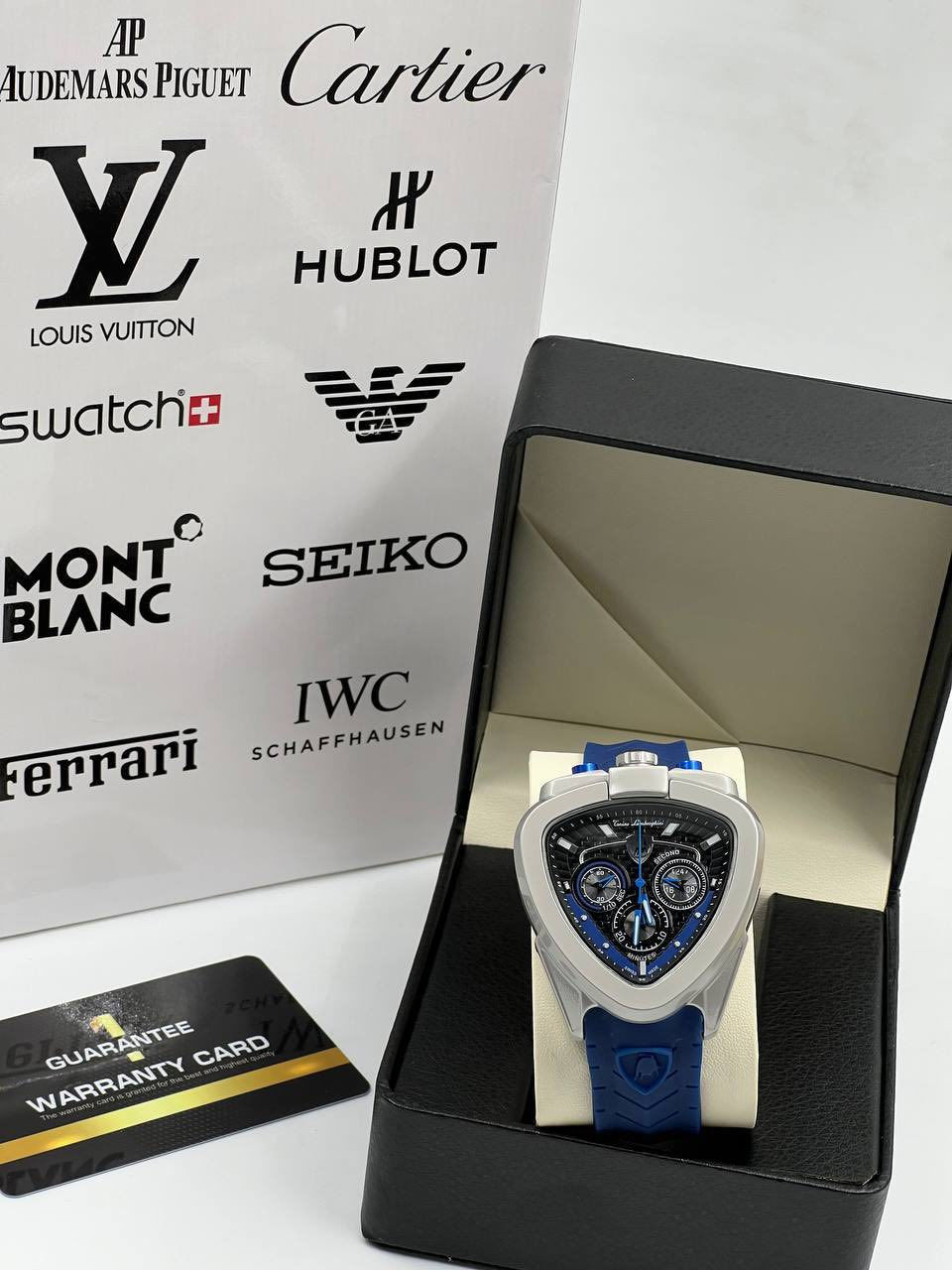 سعر 33 الف بس مع توصيل
الدرع الأيقوني من Tonino Lamborghini ، تصميم
يجمع القوة والأناقة.
• الخامة: كيس تيتانيوم (خفة وصلابة)
• الألوان: متوفرة 
بالون  الأزرق الملكي والأسود
الفاخر
يوجد توصيل جميع محافضات العراق مجاناً


**إذا كنت صاحب هذا الإعلان وتريد حذفه لأي سبب، رجاءا أرسل رسالة إلى الدعم الفني**