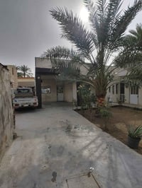 بيت للبيع المساحة 500 متر مربع يبعد عن الشارع العام 100 متر العنوان 🧭 ...