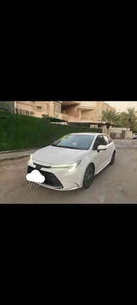 كورلا هايبرد موديل 2024 مكفوله عدا رصعه يم العلامه مال جنطه رصعات بل ق...