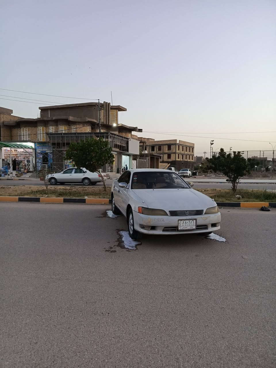 يا الله
سلام عليكم مارك نفخ للبيع موديل 1993
مكينه وكير VVT.i ثنين ونص 👍
حداديه جاهزه 👍
تبريد شغال👍
سياره مكفوله كص ونقل جثه واصوليات👍
رقم بغداد بسمي 👍
السياره توني مسوي الخياسات معجنتهن وعوزهن صبغ شوفت عينك عوزها ترتيبات 
سنويه صاقطه 
السعر 65 وبيها مجال للطيبين 
رقمي *********** واني حاضر
