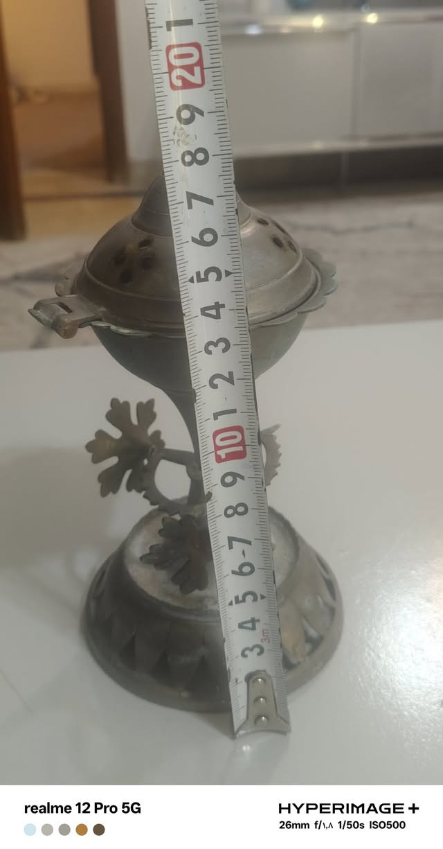 مبخرة قديمة 
السعر ٧ الاف


**إذا كنت صاحب هذا الإعلان وتريد حذفه لأي سبب، رجاءا أرسل رسالة إلى الدعم الفني**