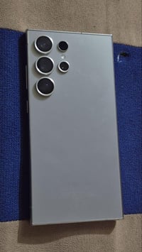 ألترا 24s ذاكره 512 كامل ملحقات الجهاز استخدام قليل  ونضيف   078131421...