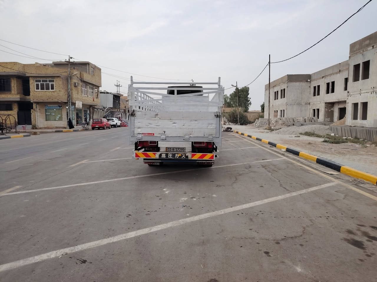 السلام عليكم هينو سته وربع بلادي مكينه سبعين عادي سياره جاهزه من كلشي موديل 94 المكان الكوت الشهداء ***********
