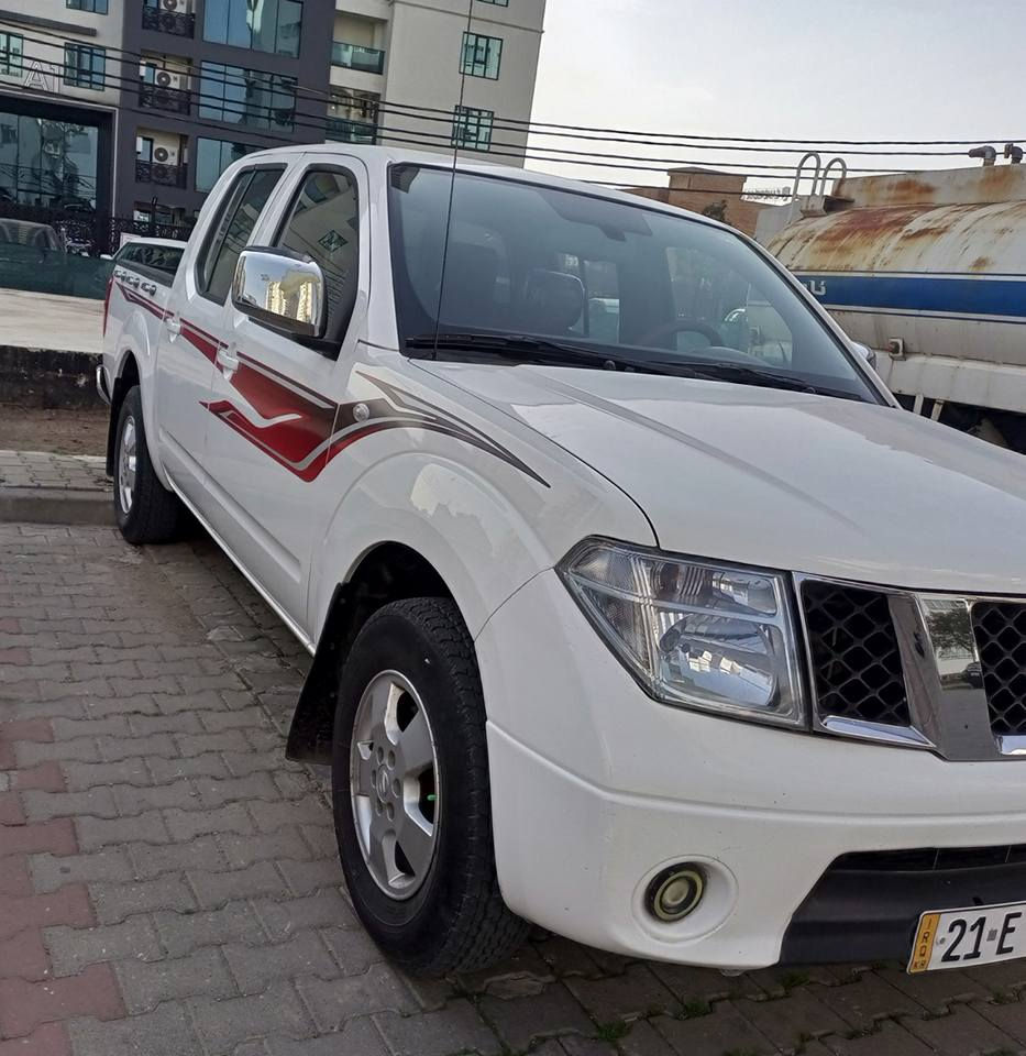 نیسان ناڤارا ٢٠١٦ ئۆتۆماتیک پارچە ڕەشی قەڵادزێ لەسەر ساغی بێ دەعم  مەکینەی نەکراوەتەوە کۆمپرێسەری بیلادە کارەبای مەزبوتە شاشەو کامێرەیە سەنەوی و ڕەقەمی تازەیە تا مانگی ٨ ی ٢٠٢٨ نرخی ١١٣ گەڵا شوێن سلێمانی
*********** السليمانية, العراق
