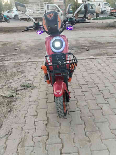 السلام عليكم دراجه اكس 900 موديل2025 جديده بل  للبيع السعر خاص موجود عل واتساب الرقم ***********
