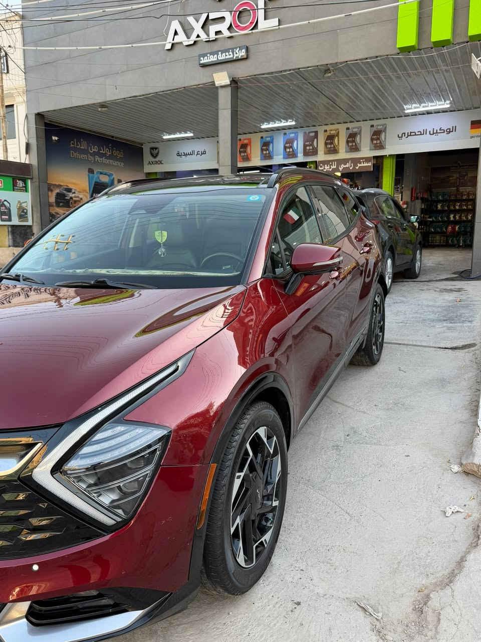 السلام عليكم
سبورتج موديل 2024 اس اكس برستيج (sx prsteg)
اعلى مواصفات برستيج
رقم بغداد ب اسمي تحويل مباشر
بانورما 
كشنات جلد تدفئه تبريد
رادار 
سياقه ذاتيه
توقف ذاتي
تحديد مسار 
اوتو هولد
خمس كامرات 
سماعات هارمن كاردن
بصمات عدد 2
الضرر : بارد جاملغ وبارد قبق جنطه وصبغ نص الباب والباقي كفاله 
سونار موجود 

230 وبيها مجال
***********
عنوان سياره بغداد
