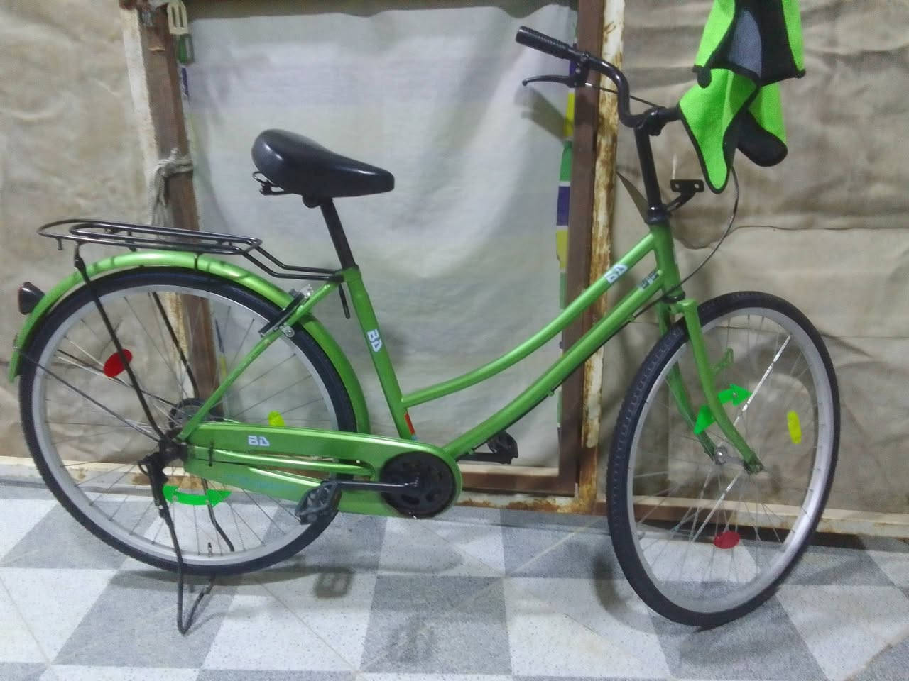 السلام عليكم بايسكل للبيع
موديل 2020 
 لون تفاحي 🟢
بايسكل كامل ما عوزه شي 
مكان ناصرية مركز 
السعر 125 الف وبيه مجال


**إذا كنت صاحب هذا الإعلان وتريد حذفه لأي سبب، رجاءا أرسل رسالة إلى الدعم الفني**