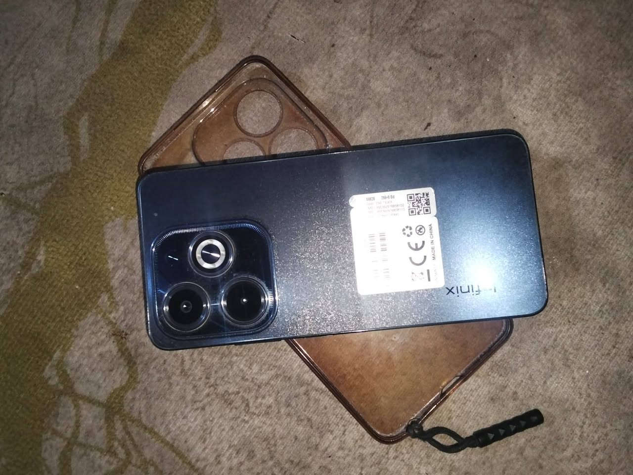 سلام عليكم جهاز Infinix HOT 40iلبيع سعر خاص او مراوس حسب القناعه ذاكره الجهاز 256 المكان البصره قضاء القرنه تفاصيل اكثر واتساب ***********
