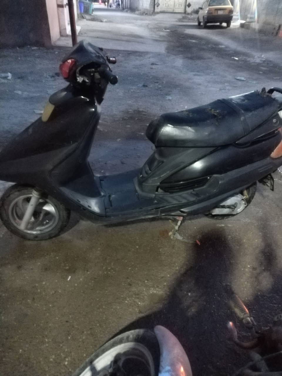 فراشة للبيع 200
الف وبيهة مجال كهرباياتهة شغالة بس يرادلهة كلجات ***********
