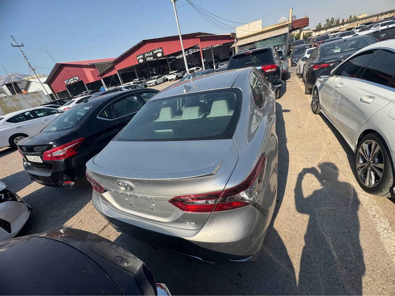 Toyota camre  SE
صبغ باب +جملخ
ايرباك سقف فقط
بدون دواخل
مواصفات se
داخل ابيض
ماشية 32500 ميل
سيارة بدون رقم وبدون خروجية
شرط رقم دهوك اربيل سليمانية
رقم شاصي   4T1G11AK7RU215930
رقم هاتف *********** واتساب أربيل, العراق
