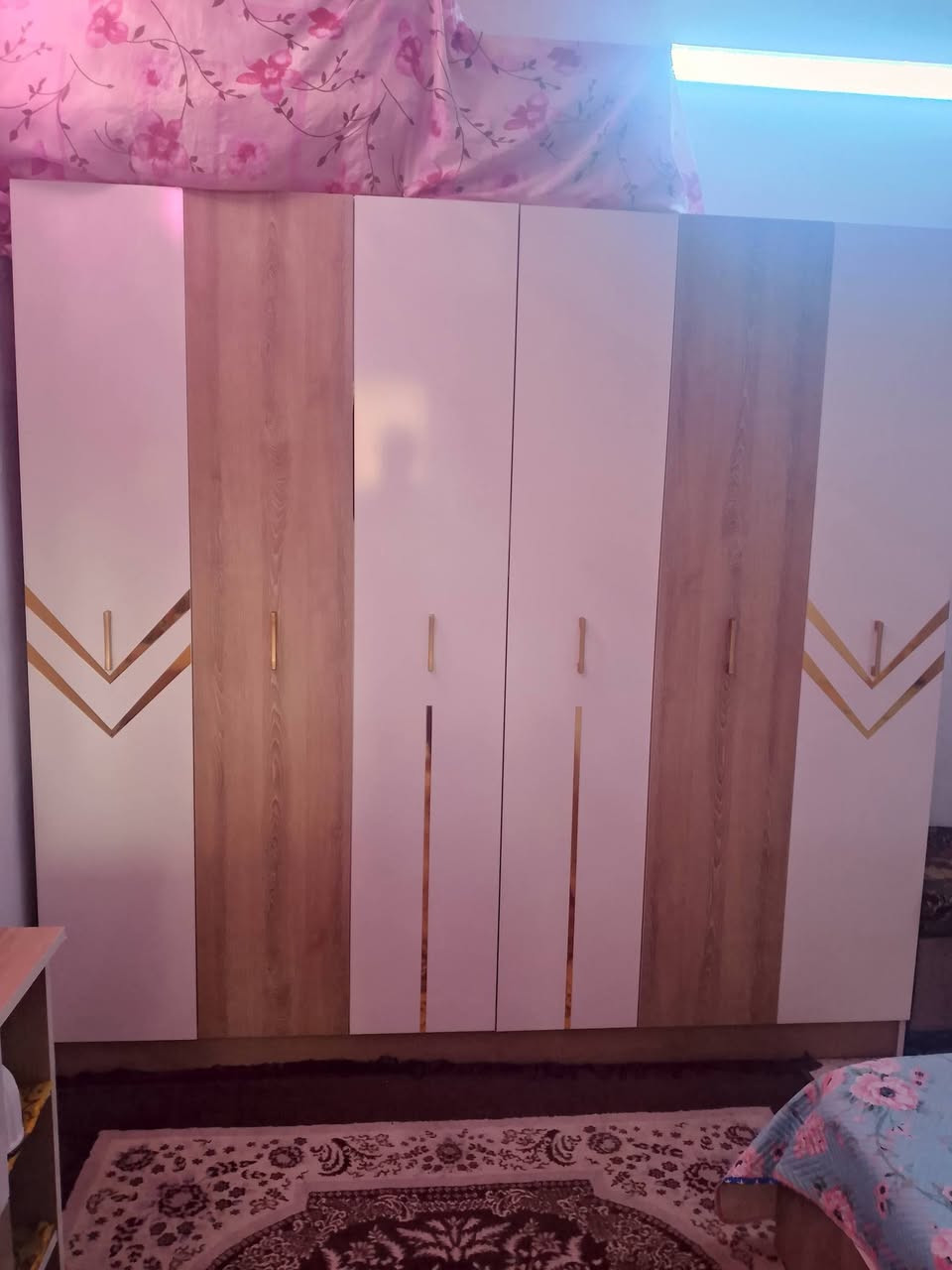 غرفه نوم تركيه 5 قطه حلوه عنوان بغداد مدينة الصدر   سعر 450الف بيه مجال
على رقم   ***********4
