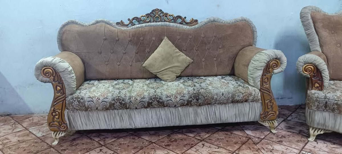 تخم ملكي 10 مقاعد نضيف تسكام اخو الجديد اي ضرر مابي السعر 300 وبي مجال المكان بغداد واكو توصيل


**إذا كنت صاحب هذا الإعلان وتريد حذفه لأي سبب، رجاءا أرسل رسالة إلى الدعم الفني**