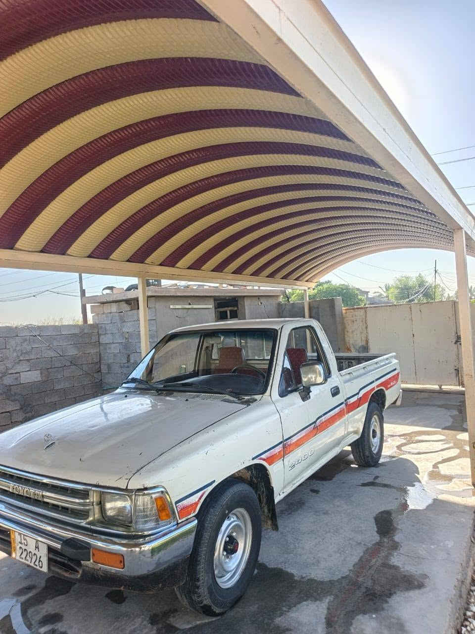 سلام عليكم للبيع بيكم 90رقم الانبار انكليزي السياره بلاديه مابيها صبغ محرك كروسيده كير اكسن كفاله السعر 52وبيها مجال المكان بغداد ابو غريب ***********/***********
