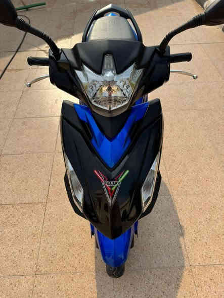 سلام عليكم...
هاوجي vs 
موديل 22
محرك125cc
مسجل لوحات وسنويه انكليزي 
ماشي قليل دراجه مال بيت حيل جديده 
السعر 16$ مكاني الرمادي -الورار 
الهاتف ***********
لمو شراي لايتعبني🚨
