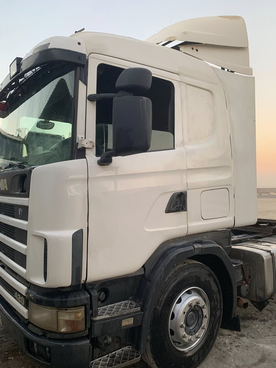 السلام عليكم سكانيا للبيع
٢٠٠٣رقم ميسان سنويه مجدده لل٢٩ شااصي مكفول باج بطن سياره كفاله عامه مكينه٤٢٠انجكتر كير ٣/٣ كهربائيات كلها شغاله مكانها البصرة الزبير سعرها١٥٠وبيها مجال ***********
