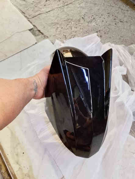 السلام عليكم
جاملغ  سكنس فحل جديد 
وكلجات امامي وخلفي 
مال حاويه 
البيع بغداد المنصور 
السعر 60
***********
