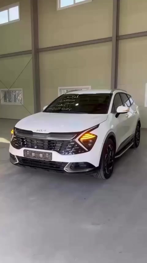 وتتوالي التعاقدات 🥳
الف مبروك المهندسه /هند سمير 
مدير عام بهيئة البترول 
التعاقد علي سبورتاج لونج شاسيه ٢٠٢٤ (Full option بدون بانورما)

لو انت كمان بتفكر تتعاقد علي عربيه كوري … 
يبقي الملكة لازم تكون اختيارك 💯

كل اللي عليك سيب تعليق وهنبعتلك كل التفاصيل.📩

🔹وتقدر تنضم لجروبنا على الواتس اب من خلال الرابط التالى عشان تشوف آخر التسليمات و تعرف آخر اخبار سوق السيارات:
https://chat.whatsapp.com/JdIYfemXvXyDYmPYojBW8a
🔹لينك جروب الفيس بوك :
https://www.facebook.com/groups/1102197571202683/?ref=share&mibextid=NSMWBT
🔹كمان ممكن تتواصل معانا علي أرقام المبيعات التالية :
فرع مصر 🇪🇬 :
📞 +20 10 70756342
📞 +20 10 99764644

 فرع كوريا الجنوبية 🇰🇷 :
📞 +821059414446
فرع الامارات 🇦🇪 : 
📞 +971 58 802 9016

‏👑𝑨𝒖𝒕𝒐 𝑸𝒖𝒆𝒆𝒏 - الملكة للسيارات👑
الملكة لاستيراد السيارات – قوة في الاسم.. ثقة في الاختيار
رقم 1 في استيراد السيارات في مصر 🇪🇬
 
#autoqueen #automotive #ملكة_العربيات #استيراد_السيارات


**إذا كنت صاحب هذا الإعلان وتريد حذفه لأي سبب، رجاءا أرسل رسالة إلى الدعم الفني**