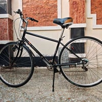 بايسكل ياباني اصلي للبيع بسعر مناسب  ٠٧٧٣٠٧٩١٧٤٨