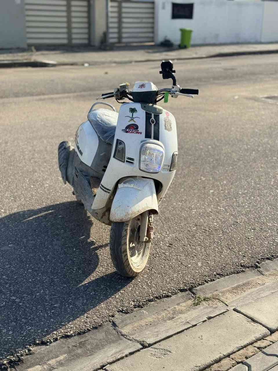 بوليس مكينه 49  كابيتر بلادي مطلعه اني حاويه على الدراجه ناعمه حلوه ما عايزه اي شي او اديلله دهن امزويل ابو 15 والله او بانزين كله محسن مداريه احطله دراجه كله شغاله مكان نجف هذه رقمي بي واتساب او على الخط *********** السعر مليون بيه مجال
