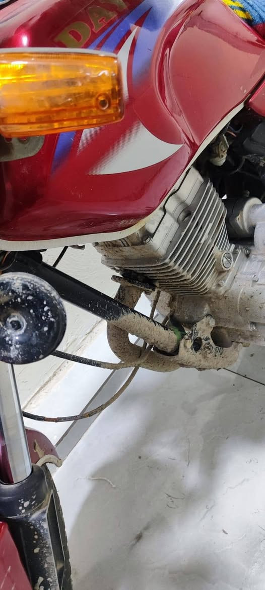 دراجه دايون  للبيع بسعر مناسب كفاله عامه من لضربه الحيم الاصواليات كهربائيات كله شغاله نكره سلف تايرات جديد صار سبوع شادهم الشراي يتصل او يراسل واتساب ما ارد على التعليقات لان ما متواجد على الفيس***********
