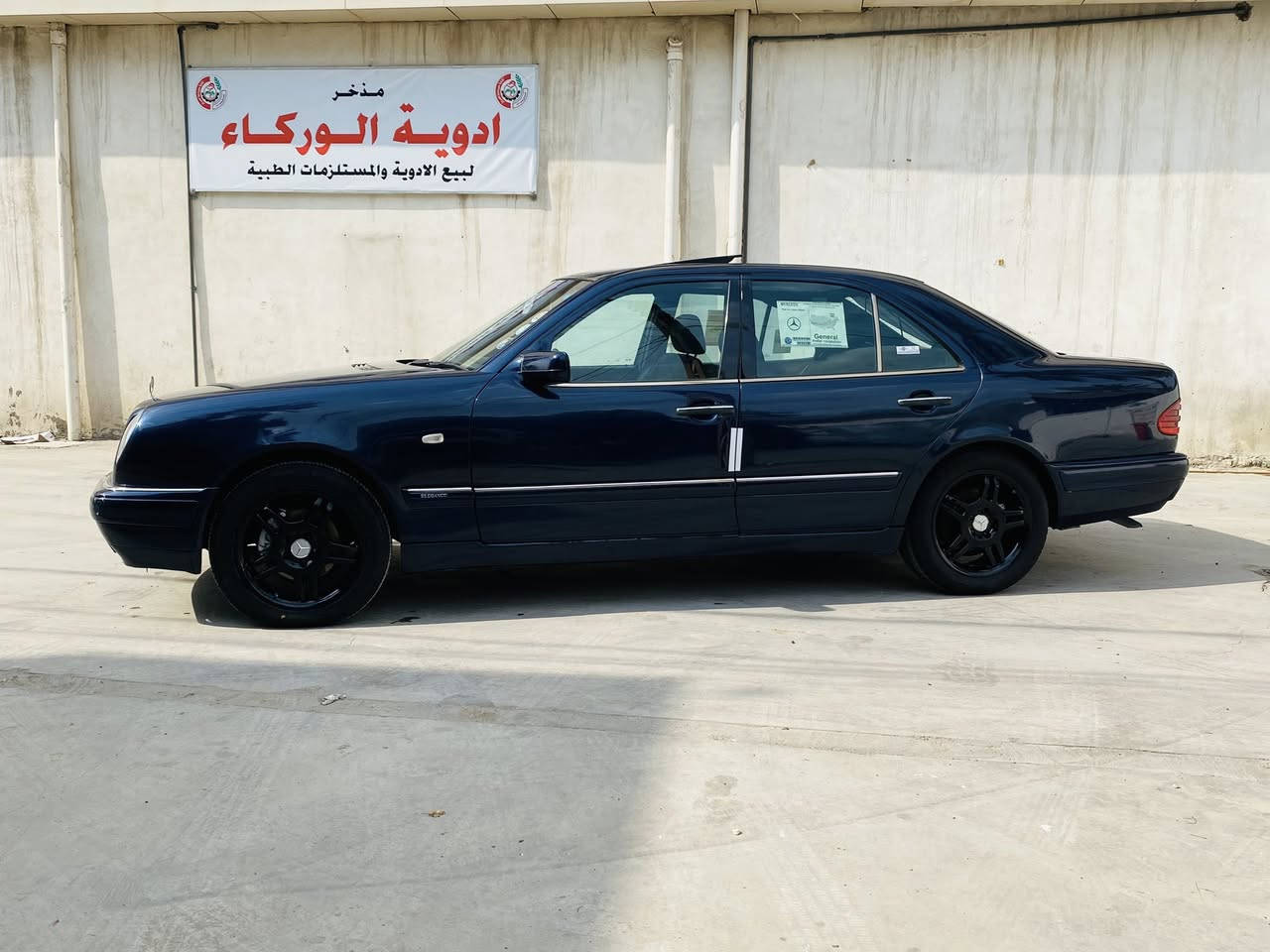 السلام وعليكم
ام عيون مديل ٩٦كفاله من الضربه صبغ جماليه  مكينه ٣٠٠ كير تبريد صدر تخم تاير  خير من الله 
غرفه جديده سلايت   السياره معمره تعمير مرتب حاهزه مابيه اي نقص وبسمنه تحويل ثاني يوم  السعر ٧٠ وبيه مجال قليل مكاني بغداد الستفسار ***********
