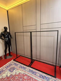 ملكانة +ستنادات محل تعليك اربعه للبيع مكاني بغداد للتواصل +964 770 377...
