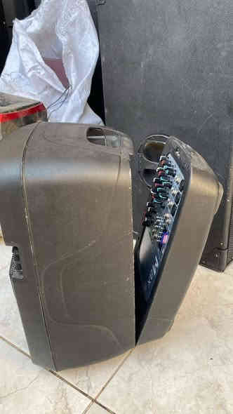 سماعه 10 انج و میکسر کلش حلو و مرطب سعر 175 الف دینار
*********** واتساب توصل عندی
