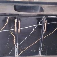 وبركاته مكلف بالنشر كاونتر3متر مستعمل الشراي يتصل 07808481936 وحي الله...
