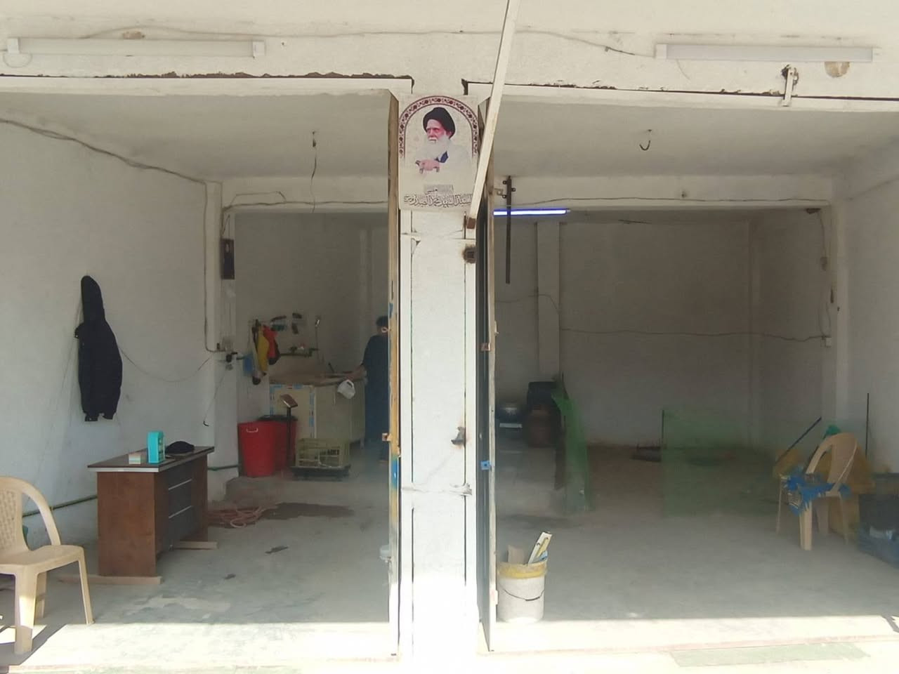 سلام عليكم محل دجاج للبيع 
العنوان البوبيات قرب اسواق برتقاله عامود 62 
سبب البيع عدم التفرغ 
الاستفسار  الاتصال ***********
مكلف بل نشر اتصل
