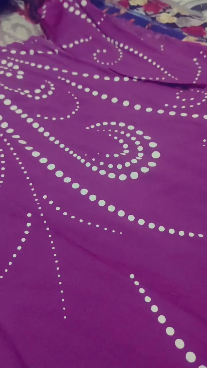 قماش وخياط مع اوڤر 10000 فقط قياس اخذه اشبار ع خاص  حسب الطلب عنوان المحل 👉 واسط صويرا حي العهد  مقابيل تمثال الزعيم عبد الكريم قاسم///// لعدها قماش موجود توصيل داخل صويره  *********** ام شهد
