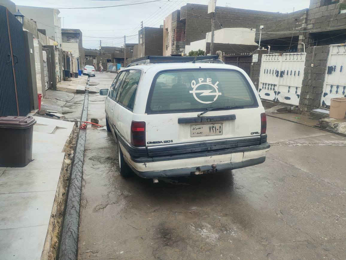 ئۆمێگا ستێشن بۆفرۆشتن 
مۆدیل ٩٢ ئارم پلاستیک
سەیارەکە جایزە تاخم پێشیم
تازە گۆریە کامل تاخم تایە نو ێ 
ویل کەپ سەیارەکە زۆر خاوێنەو 
ماڵی یشە أربيل, العراق


**إذا كنت صاحب هذا الإعلان وتريد حذفه لأي سبب، رجاءا أرسل رسالة إلى الدعم الفني**