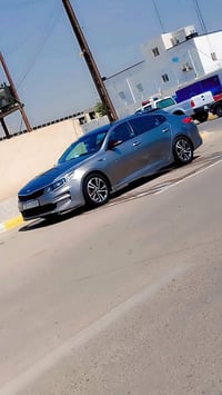 كيا اوبتما وراد امريكي 2017  ضرر باب السائق والخلفي مصبوغات نفسهن سنوي...