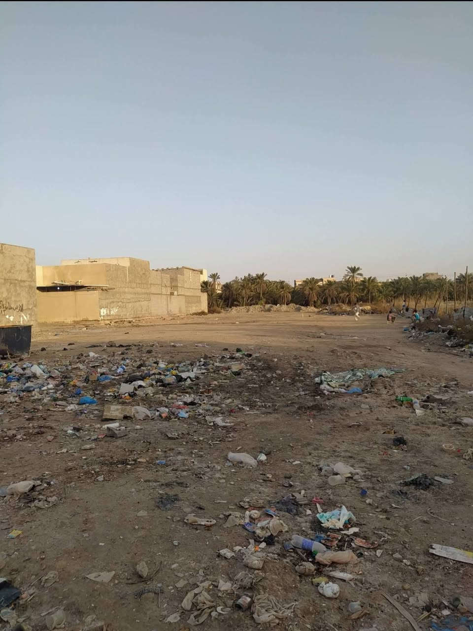 #اسعد_الله_اوقاتكم_بكل_خير ⁉️👋

دونم للبيع 

مساحه دونم بضهرة نهر جاري 

البهادري قرب محطة كهرباء 

طابو صرف تحويل 

شارع 8 م 

ماء كهرباء مدارس نت 

السعر 350 
هاتف ☎️***********☎️
