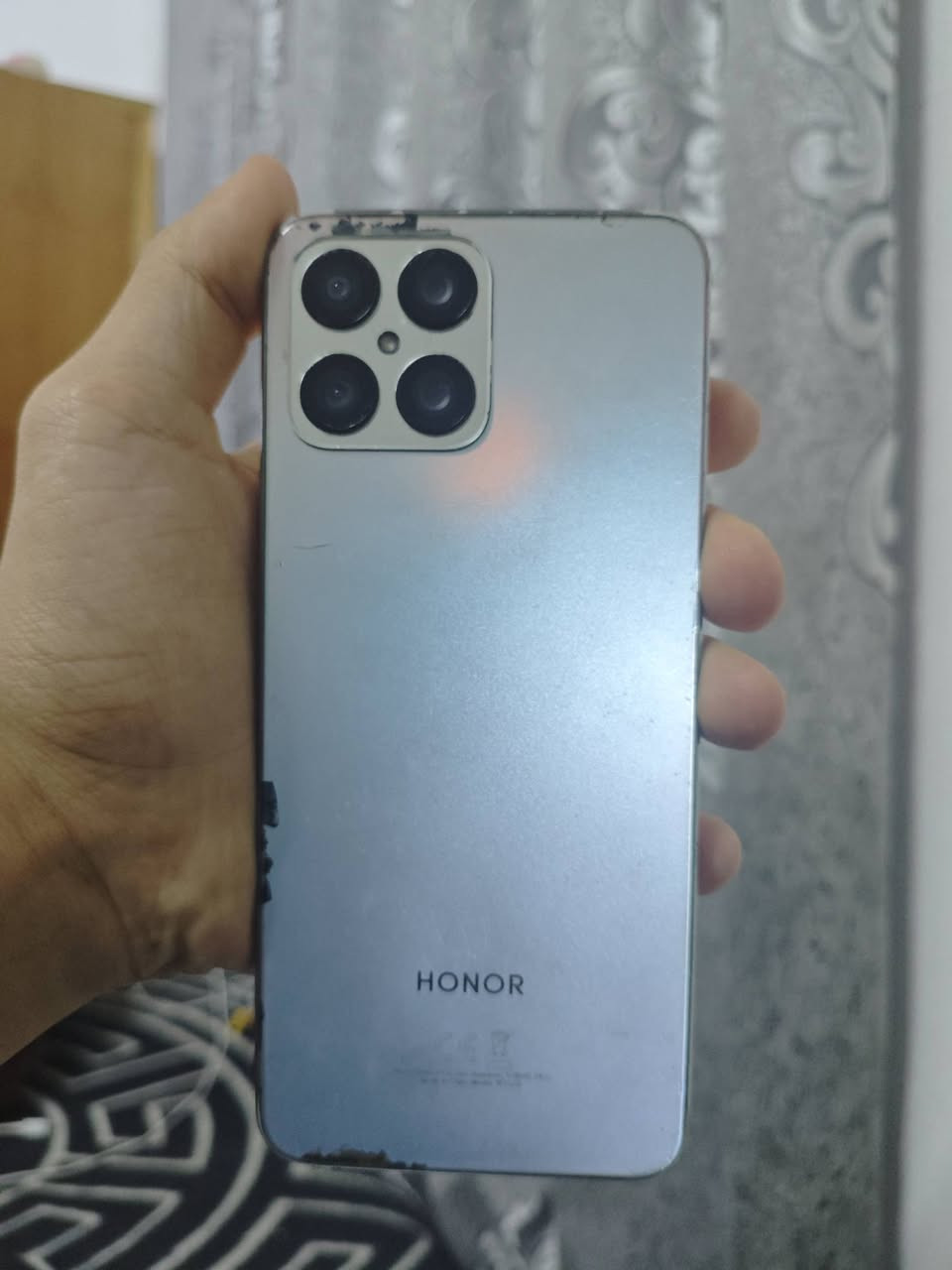 السلام عليكم جهاز هونر x8 ذاكره 128عشوائي 6 بطاريه 5000 معالج سناب دراكون 680 بي بياض بشاشه مامأثر بالمس بصمه وكامرات اتصال كله شغال سعر 75وبي مجال مكاني بغداد حي الاعلام رقمي***********
