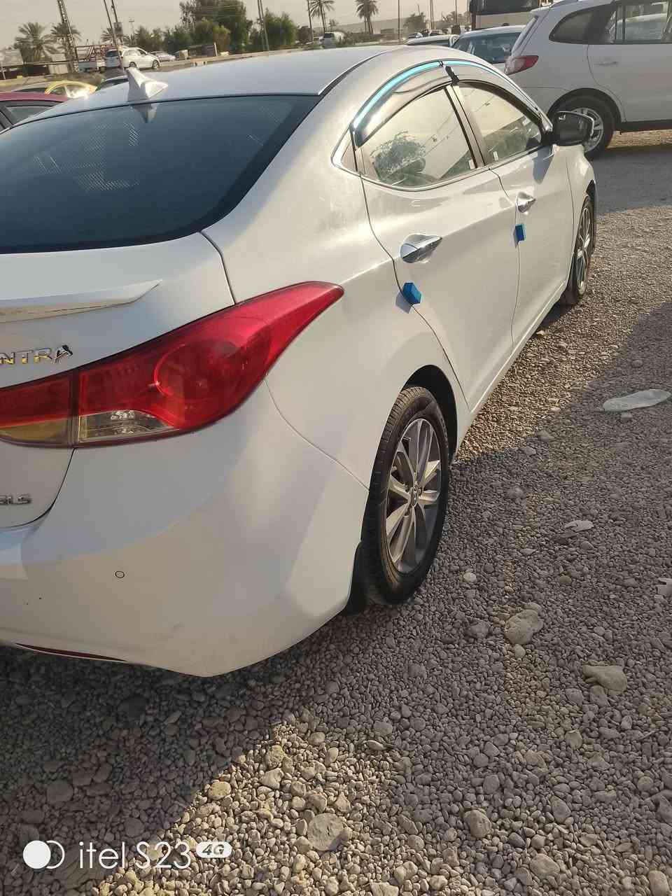النترا موديل 12 خليجي فول مواصفات مكينة 1800 بيها بخار قليل جداً بدون تنقيص شرط رقم بغداد تحويل ثاني يوم تبريد ثلج سيارة جاهزة وجديدة صبغ بنيد وجاملق بدون دواخل مكان ابو غريب الشراي يتصل ويدلل ***********
