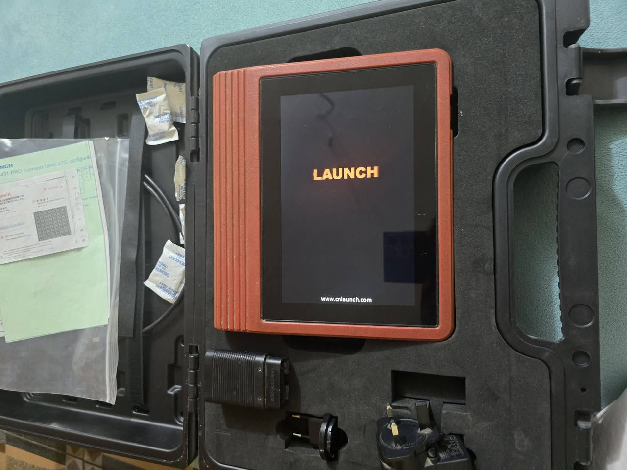 جهاز launch X-431 pro ضمان وكالة شركة يم داركم فحص وبرمجة وترسيت وسبشل فكشن فحص شجري لايف داتا يفحص كافة انواع السيارات نظيف كلش بعده بالكارتون خلصان تحديثه قبل ٣ اشهر للاستفسار الاتصال على الرقم *********** او على الخاص
