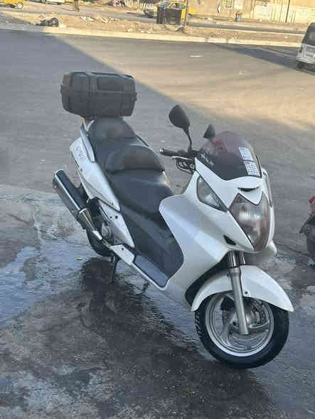 سلام عليكم 
سلفر كفاله عامه 400
كله شغال مابيها نقص 
سعرها 15 ورقه وبيها مجال 
العنوان الشعب قرب فلكه صباح الخياط
***********
