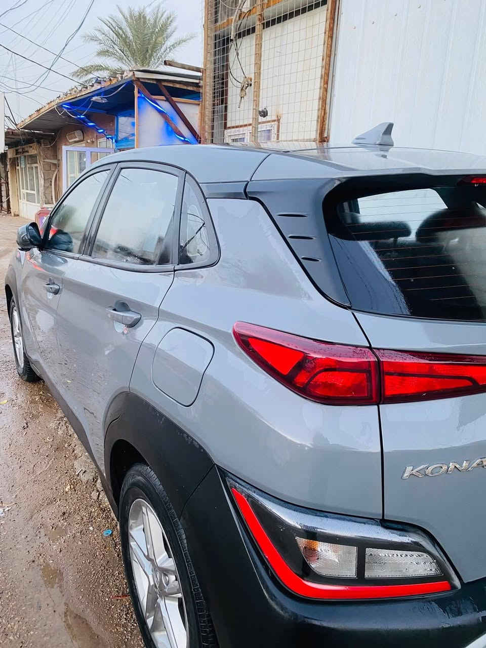 كونا 2021 موطن كوري
ماشية ٢٧الف كيلو متر لوحة عربي بالكامل محرك ٢٠٠٠ دوش 
سنوية جديدة ٢٠٢٥ تصميم رياضي من شباك سداسي مميز اضواء نهارية نحيفة وطويلة وبنيد رياضي مميز  
1. رادار امامي وخلفي وجانبي 360درجة 
2. نقطة عمياء 
3. مانع تصادم ومانع انزلاق وتوقف ذاتي 
4. ٤ نوعيات قيادة ايكو وسمارت وكونفيرت وسبورت 
5. شاشة تدعم كاربلي واندويد اوتو و 6 مكبرات صوت ستريو جدآ عالي و٢ منافذ Usp امامي وخلفي كامرة خلفية دوارة ومري شفط 
6. لون مميز اسمنتي او رصاصي غير محدد 
7. لايت زنون 
8. تحكم ستيرن فول تحديد مسار مع تنبيه وقيادة ذاتي وبيهة بعد هواي مواصفات
حادث جامغ وبنيد صور حادث موجودة متطلع على رقم الشاصي لان موطن كوري مو امريكي
السعر ١٤٨ بيهة مجال بسيط الاتصال على الرقم *********** او ***********
